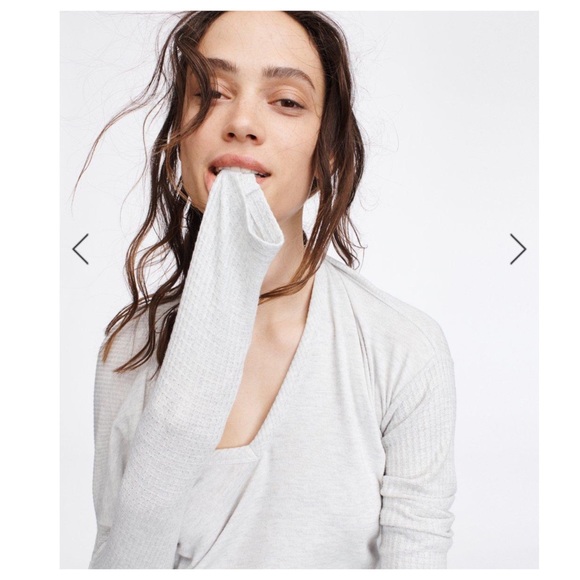 rag & bone Clara Torqued V-Neck Long Sleeve Tee - Picture 3 of 3